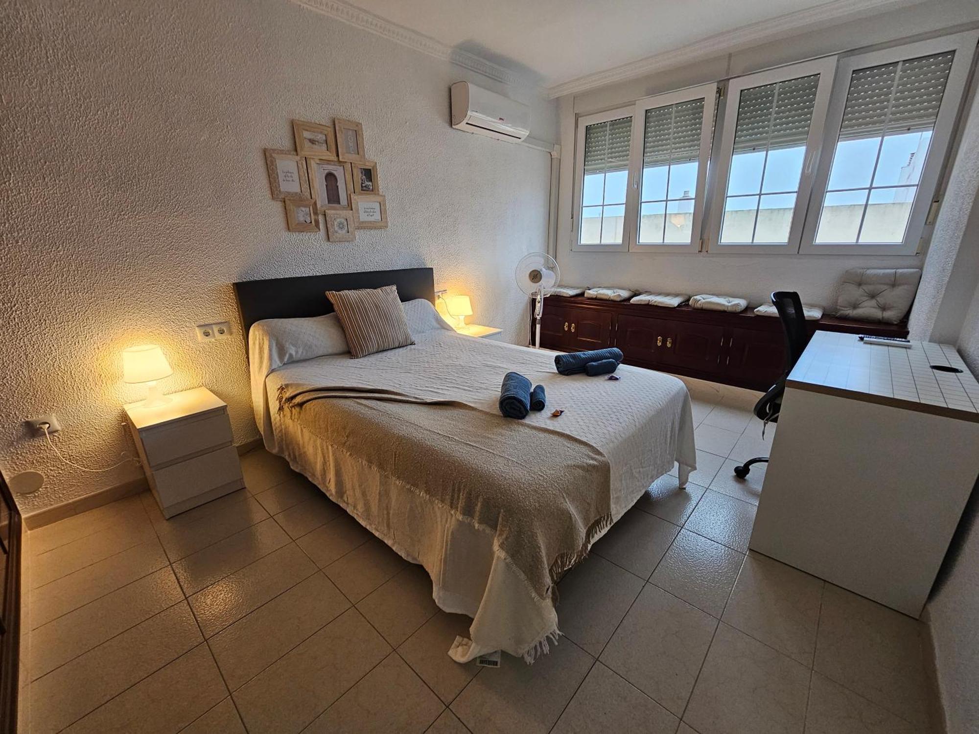 Apartamento Granja - A 5 Min De La Playa Кадис Экстерьер фото